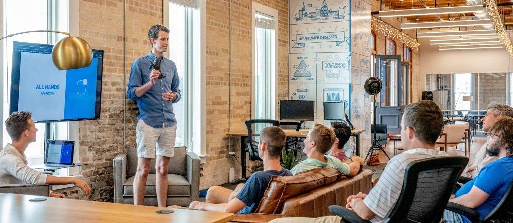 Fostering Innovation: Crafting a Vibrant Startup Culture 1 Fostering Innovation: Crafting a Vibrant Startup Culture