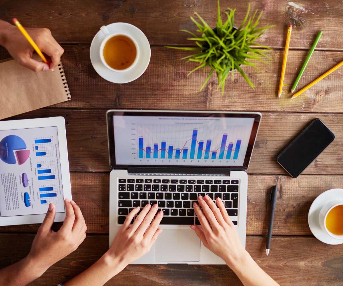 Freelancing Full-Time vs Part-Time