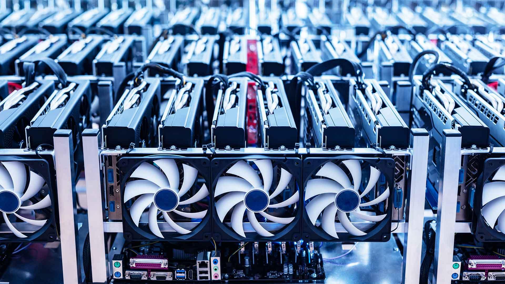 The Evolution of Bitcoin Mining: From Niche to Mainstream