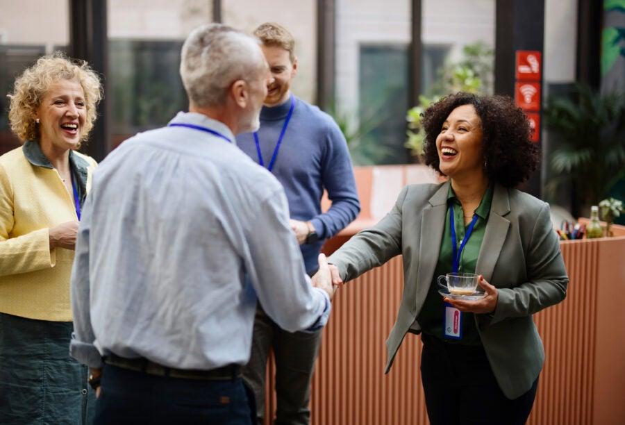 From Scratch to Success: The Art of Bootstrapping a Startup 5 Networking Without a Budget: Leveraging Relationships for Success